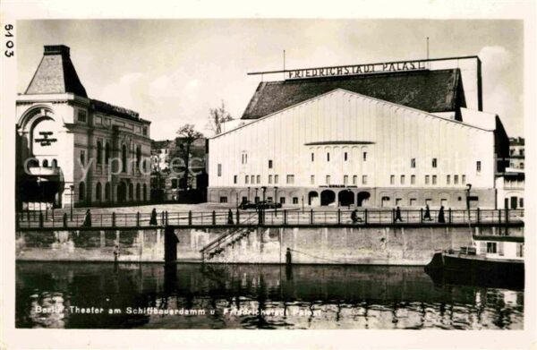 Berlin Theater am Schiffbauerdamm und Friedric