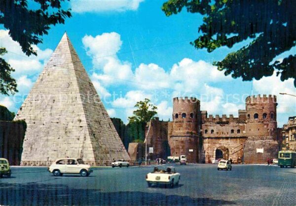Roma Rom Piramide di Caio e Porta S Paolo Cestiu