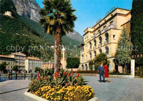 Riva del Garda Lungolago Brescia Hotel Palme Gardasee