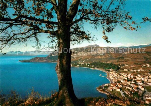 Garda Lago di Garda Veduta dalla Rocca Antica Golfo di Gard