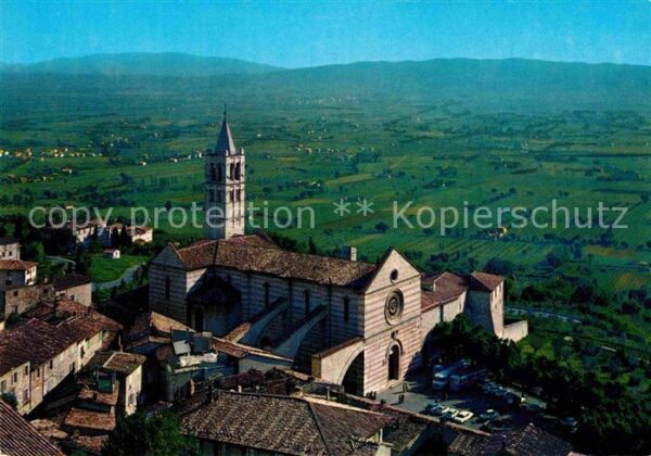 Assisi Umbria Basilica di Santa Chiara e la pianura u
