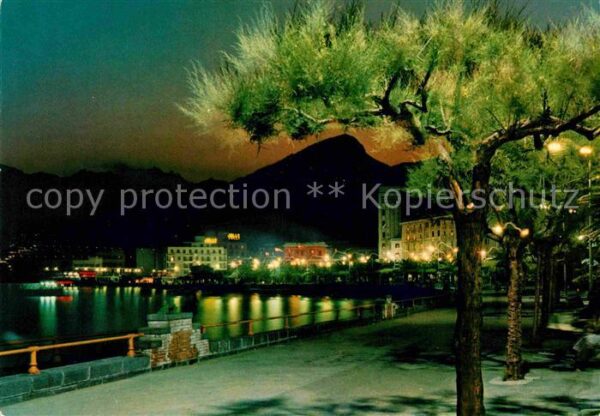 Salerno Lungomare di notte