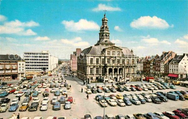 Maastricht Markt met Stadhuis