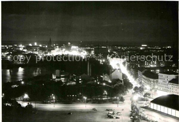 Helsinki Stadtansicht bei Nacht
