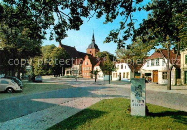 Burg Fehmarn Dorfmotiv mit St Nikolai