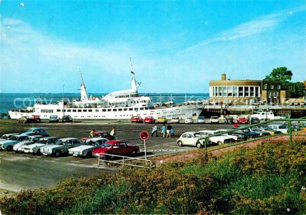 Wilhelmshaven Helgoland Kai mit Strandhalle und Seebä