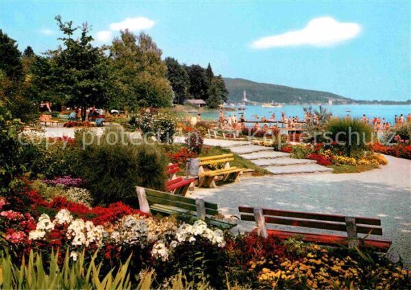 Krumpendorf Woerthersee Strand Promenade