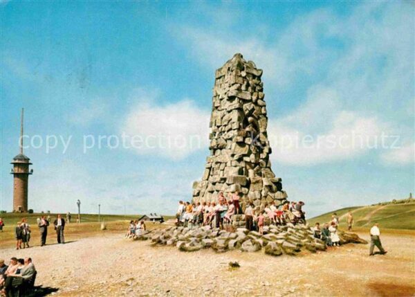 Feldberg Schwarzwald Bismarckdenkmal mit Fernseh- und Feldbe