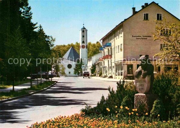 Waldkraiburg Karlsbader Strasse mit Berliner Bär Mar
