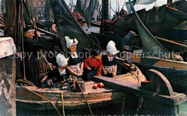Volendam Familie auf dem Fischerboot