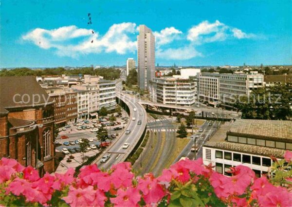 Duesseldorf Hochstrasse und Thyssenhaus Hochhaus