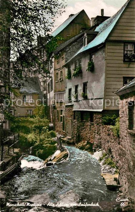 Monschau Altes Häuser am Laufenbach Altstadt