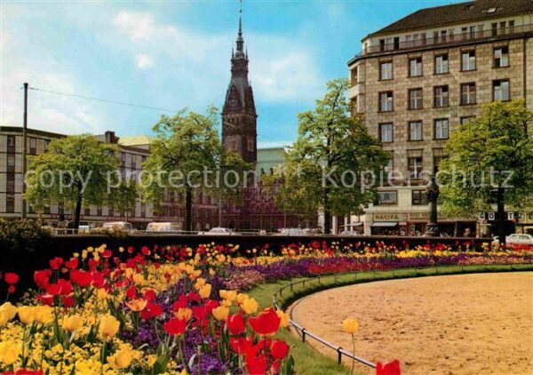 Hamburg Jungfernstieg und Rathaus Tulpenbeet