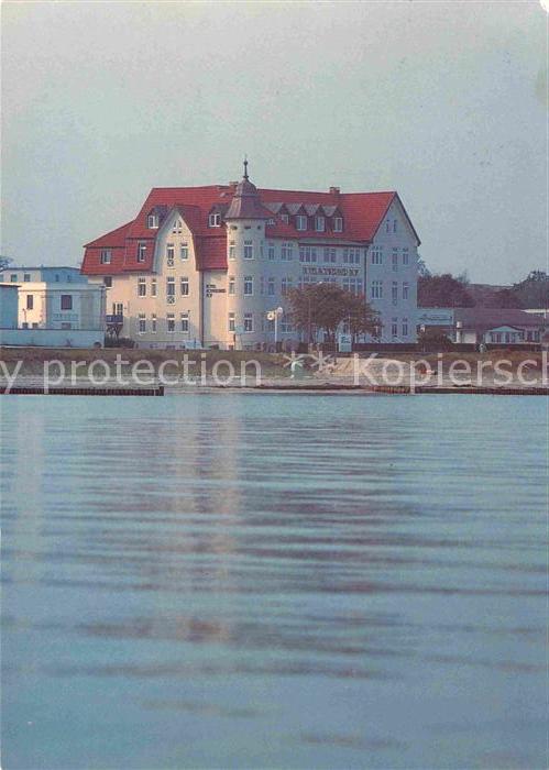 Kuehlungsborn Ostseebad Hotel Schweriner Hof Ansicht vom Meer a