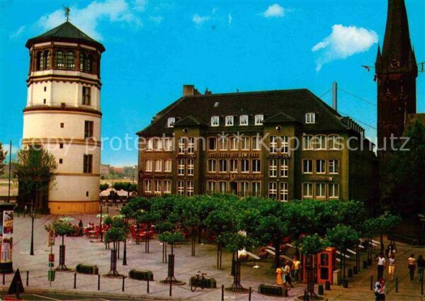 Duesseldorf Burgplatz mit Schloßturm