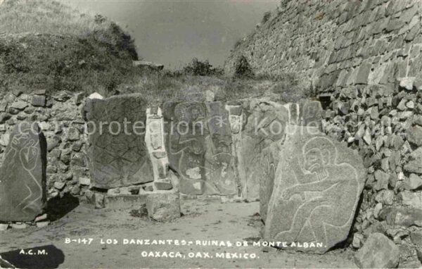 Oaxaca Los Danzantes Ruinas de Monte Alban