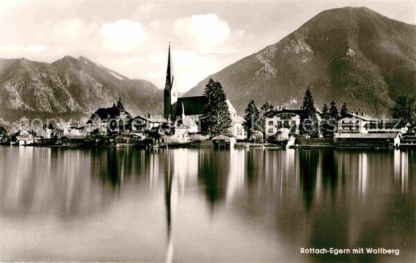Rottach-Egern Ansicht vom Tegernsee aus mit Wallberg
