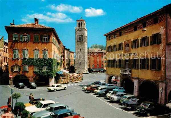 Riva del Garda Piazza 3 Novembre Palazzo Comunale