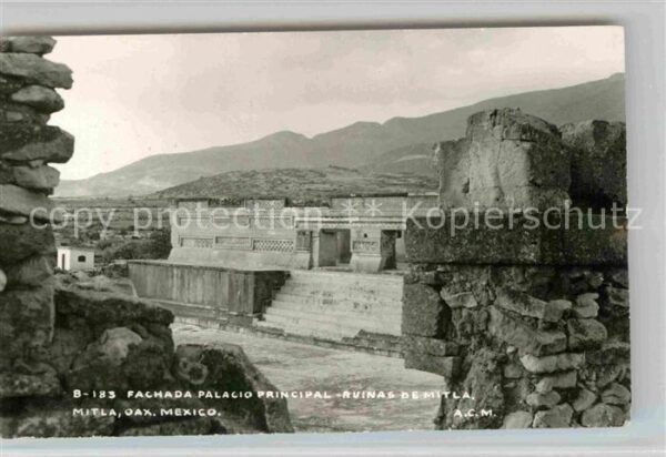 Mitla Fachada Palacio Principal Ruinas