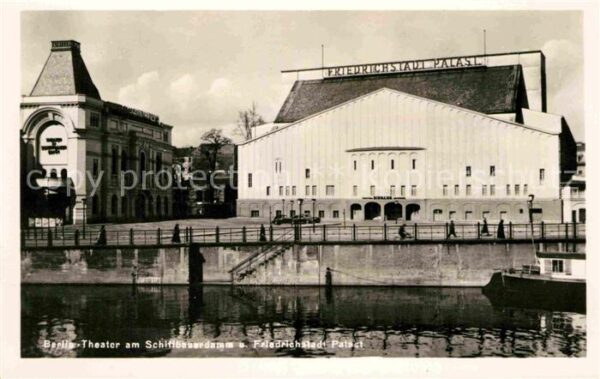 Berlin Theater am Schiffbauerdamm