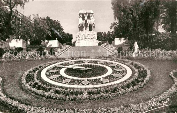 Alger Algerien Horloge Florale et le Monument aux Mort