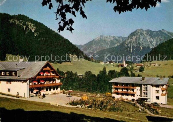 Tiefenbach Oberstdorf mit Entschenkopf und Rubihorn