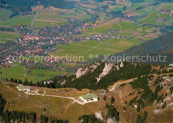 Aschau Chiemgau Kampenwand Kabinenseilbahn Wandergebiet