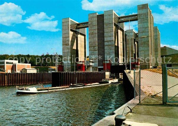 Scharnebeck Lueneburg Schiffshebewerk