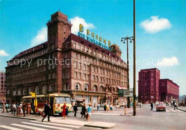 Essen Ruhr Bahnhofsplatz und Hotel-Handelshof