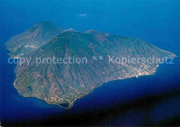 Eolie Fliegeraufnahme Isola di Salina