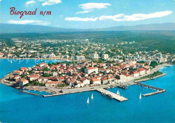 Biograd Fliegeraufnahme mit Hafen