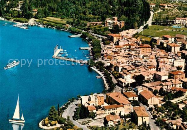 Garda Lago di Garda Fliegeraufnahme Seepartie Gardasee