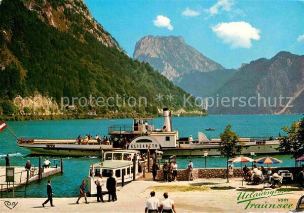 Ebensee Oberoesterreich Dampferstation am Traunsee