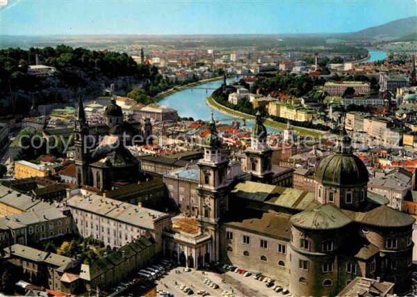 Salzburg Oesterreich Blick von Festung Hohensalzburg