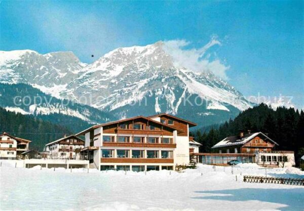 Scheffau Wilden Kaiser Hotel Holzner Winterpanorama Alpen