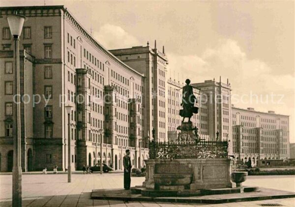 Leipzig Neubauten am Rossplatz mit Mägdebrunnen