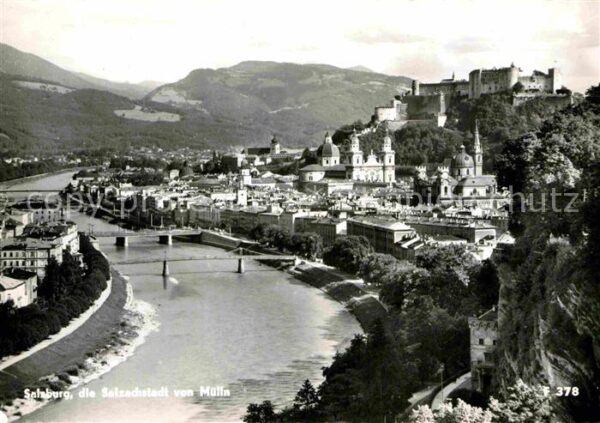 Salzburg Oesterreich Ansicht von Mülln mit Festung Hohensalz