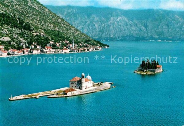 Perast Montenegro Inseln Bucht von Kotor Fliegeraufnahme