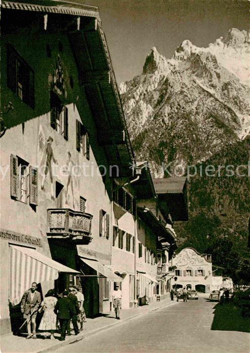 Mittenwald Karwendel Tirol Adlerhaus gegen Karwendelspitzen Huber