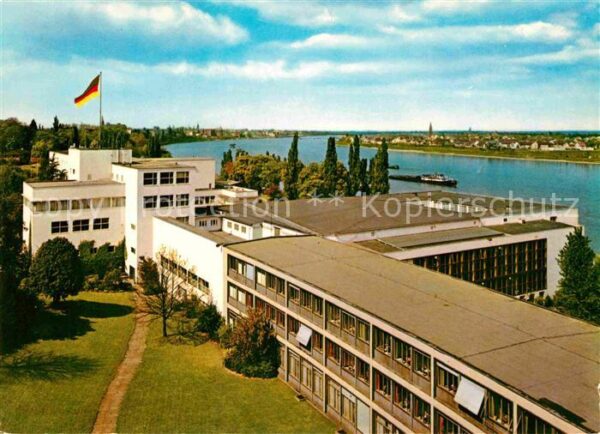 Bonn Rhein Bundeshaus Rheinpartie