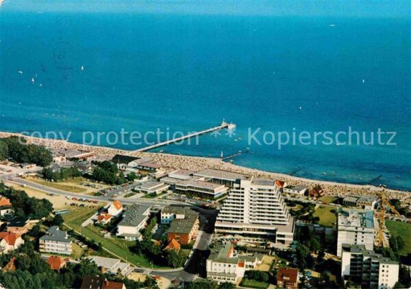Groemitz Ostseebad Fliegeraufnahme mit Strand und Seebrück