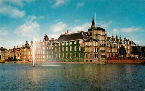 s-Gravenhage Hofvijver met Parlement Hofteich mit Pa