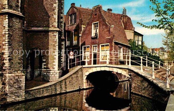 Delft Kerkstraat met oude Huisje Brücke Alte