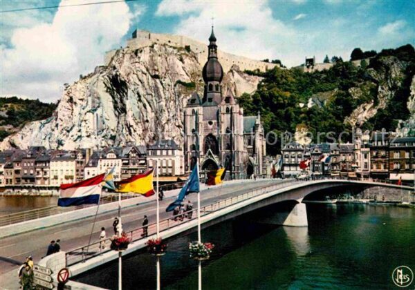 Dinant Wallonie Pont Citadelle et Collegiale