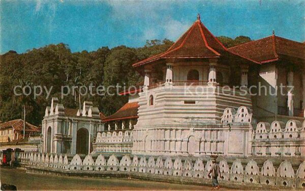 Kandy Sri Lanka Temple holy tooth