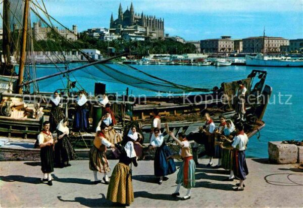 Mallorca Hafen Volkstanzgruppe