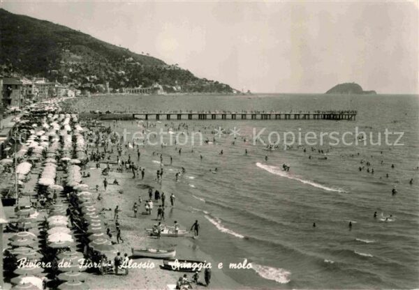ALASSIO Savona Liguria IT Strand Brücke Riviera dei Fiori