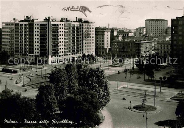 Milano Piazza della Repubblica
