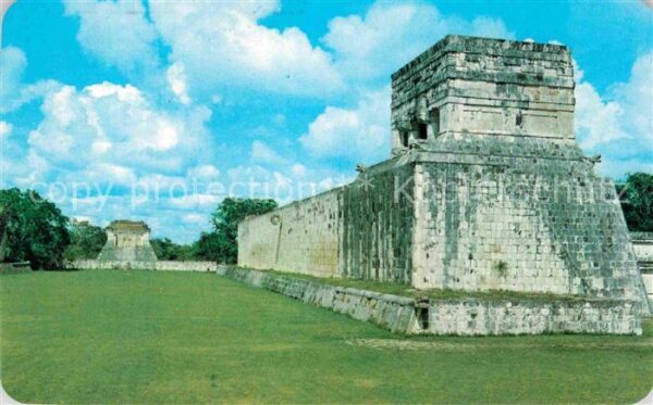 Mexico El Juego de Pelota en Chicken Itza