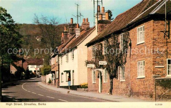 Streatley Berks High-Street